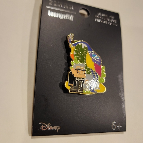 Loungefly Disney Pixar UP Carl and Kevin Jungle Enamel Pin NEW - Picture 8 of 12